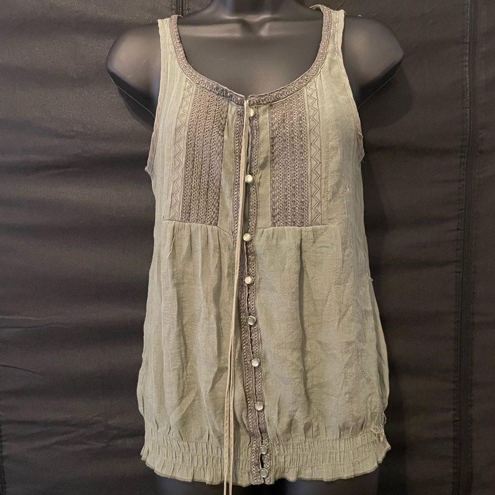 4/$20 Light top
